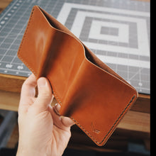 Load image into Gallery viewer, Trifold