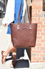 Load image into Gallery viewer, Amber Tote