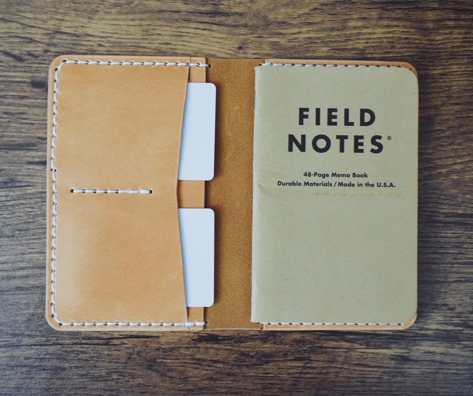 折りたたみ財布 COURONNE Mael Passport Wallet Brown RCWGX24643BRD 856500011981_A_fa75f336-e70e-